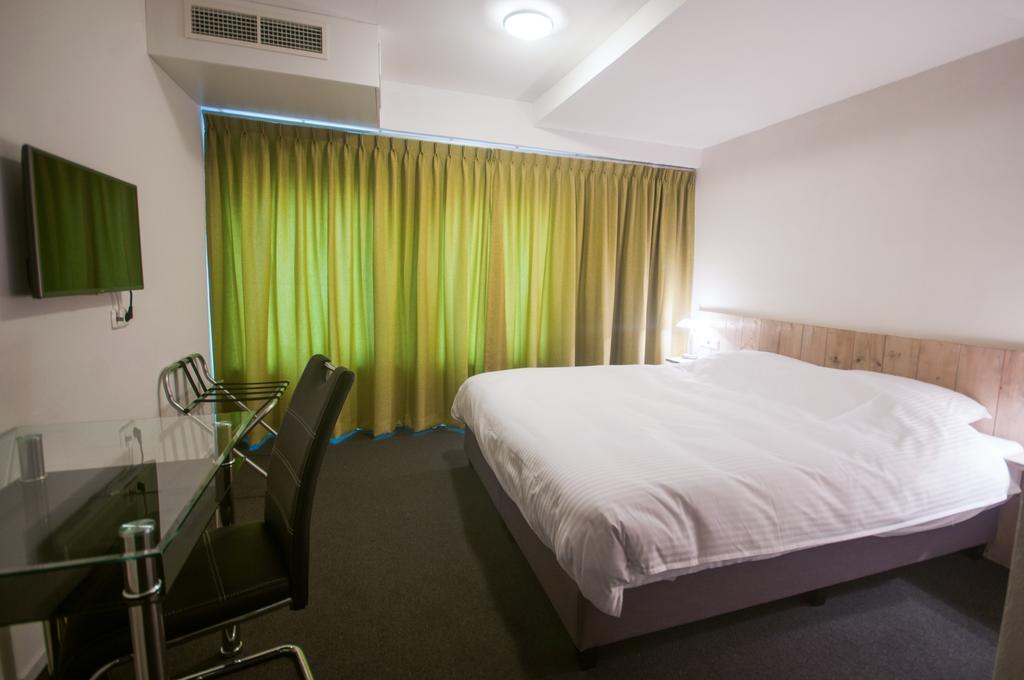 Hotel Taurus كاوك الغرفة الصورة